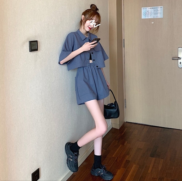 Blue shorts short sleeve shirt set - Picture 8 of 11